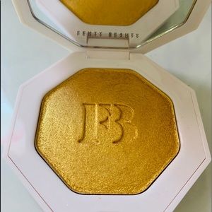 HIGHLIGHTER! Killawat FENTY BEAUTY ✨✨✨✨